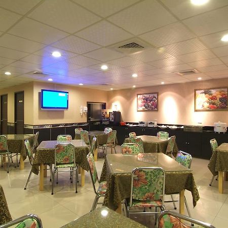 Tong Bing Express Hotel Hsinchu City Exterior photo